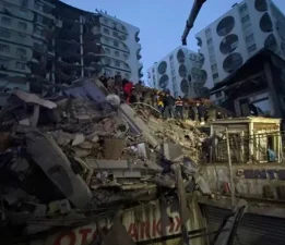 KAHRAMANMARAŞ’TA 7.4 DEPREM…