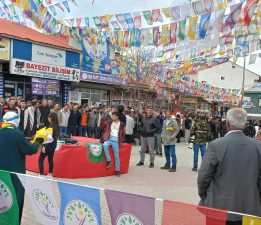 DEM PARTİSİ GEVAŞ HALKIYLA BULUŞTU