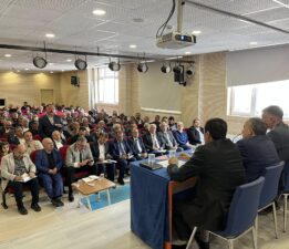 AK Parti İl Başkanı Arvas, Gevaş’ta Muhtarlarla Buluştu