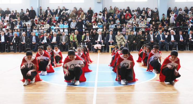 Gevaş’ta 23 Nisan Coşkuyla Kutlandı